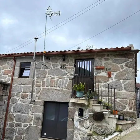 Cozy House Near Lobios, 92 M², Nature