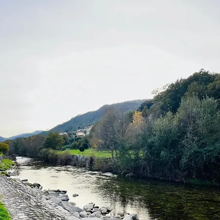 Σπίτι διακοπών Cozy House Near Lobios, 92 M², Nature