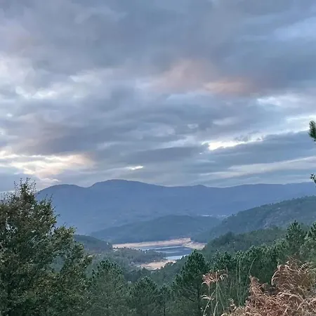 Σπίτι διακοπών Cozy House Near Lobios, 92 M², Nature Lobios